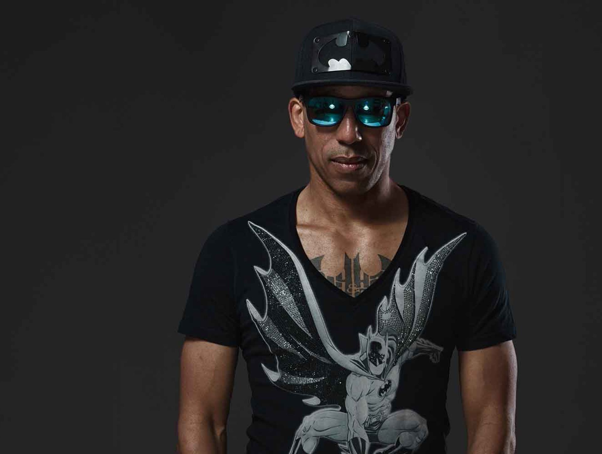 Darkraver boeken bij Discover Entertainment
Darkraver – echte naam Stefan André Sweet – is een abso…